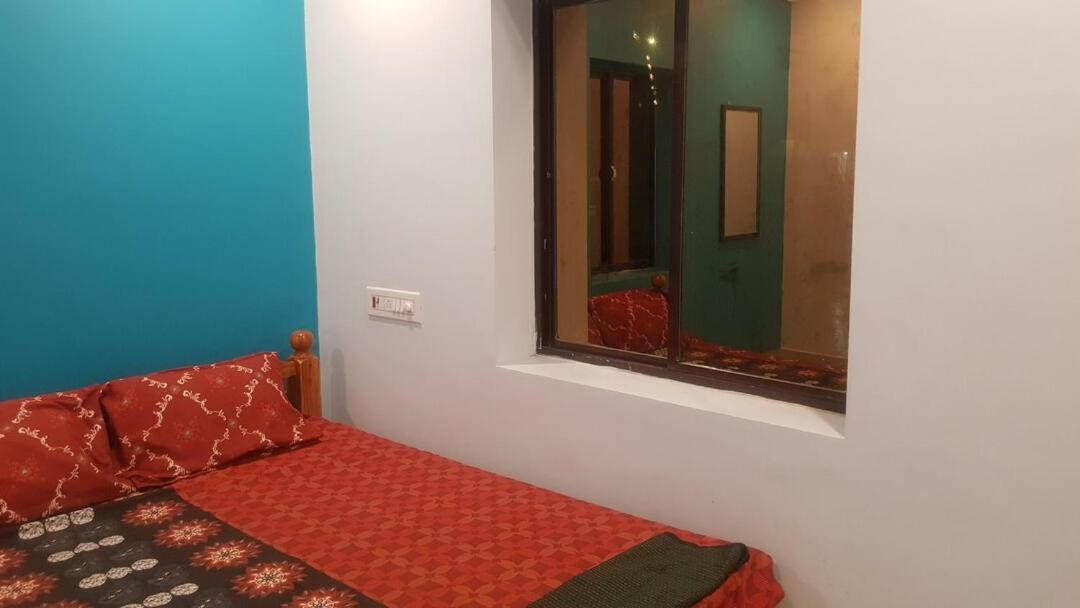 Jms Guest House Tirunallar Bagian luar foto